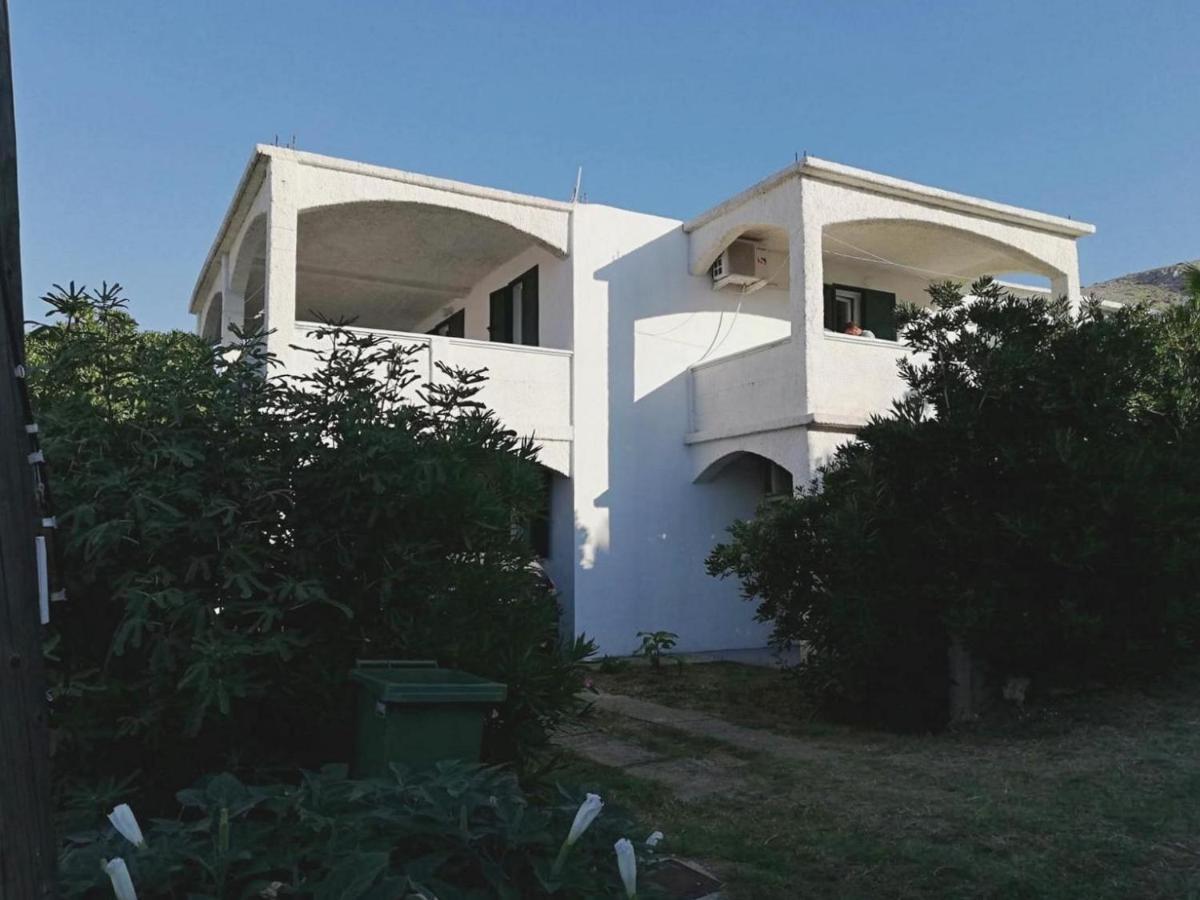 Seaside With A Swimming Pool Pag - 17752 Apartment